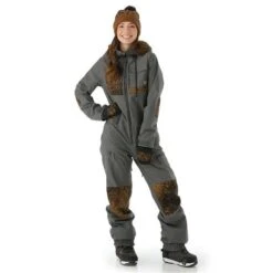 Volcom Romy Snow Suit - Women's -Ski Equipment Discounts Day 2 Session 3 12318