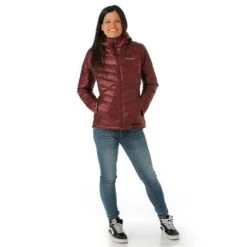 Columbia Joy Peak Hooded Jacket - Women's - 2023 Model -Ski Equipment Discounts FW23 Columbia WomensJoyPeakHoodedJacket Malbec Model2