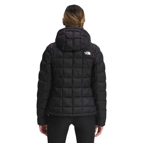 The North Face Thermoball Super Hoodie - Women's 4 The North Face Thermoball Super Hoodie - Women's - Image 2