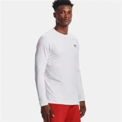 Under Armour ColdGear Armour Fitted Crew - Men's -Ski Equipment Discounts fw23 und 1366068 wh blk 1