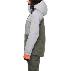 686 Athena Insulated Jacket - Women's -Ski Equipment Discounts fw23 686 womensathenainsulatedjacket goblingreencolorblock 3
