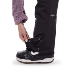 686 Black Magic Insulated Bib - Women's -Ski Equipment Discounts fw23 686 womensblackmagicinsulatedbib blackgeojacquard 8