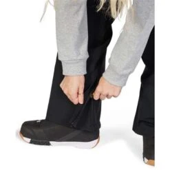 DC SHOES DC Crusade Bib - Women's -Ski Equipment Discounts fw23 dc womenscrusadebib black 5