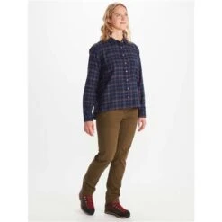 Marmot Fairfax Boyfriend Midweight Flannel - Women's -Ski Equipment Discounts fw23 marmot womensfairfaxboyfriendmidweightflannel arcticnavy 3