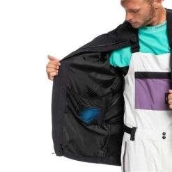 Quiksilver High In The Hood Jacket - Men's -Ski Equipment Discounts fw23 quiksilver menshighinthehoodjacket trueblack 4