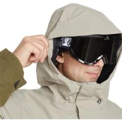 Volcom L Ins Gore-Tex Jacket - Men's -Ski Equipment Discounts fw23 volcom menslinsulatedgoretexjacket darkkhaki 4